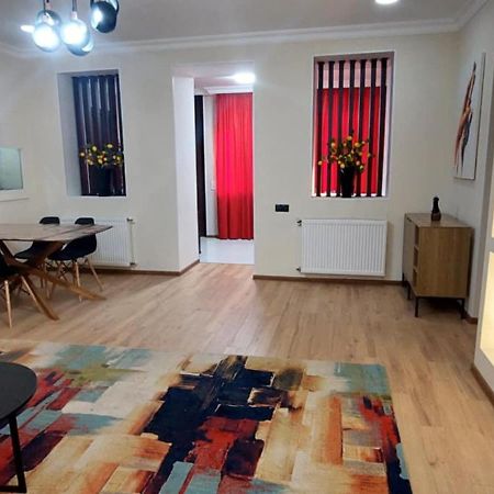 Guest House Theodora คูทายสิ ภายนอก รูปภาพ